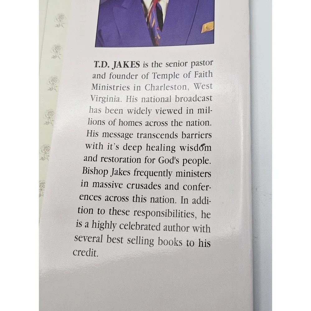 Woman, Thou Art Loosed Healing The Wounds Of The Past- T. D. Jakes Hardcover) 3C